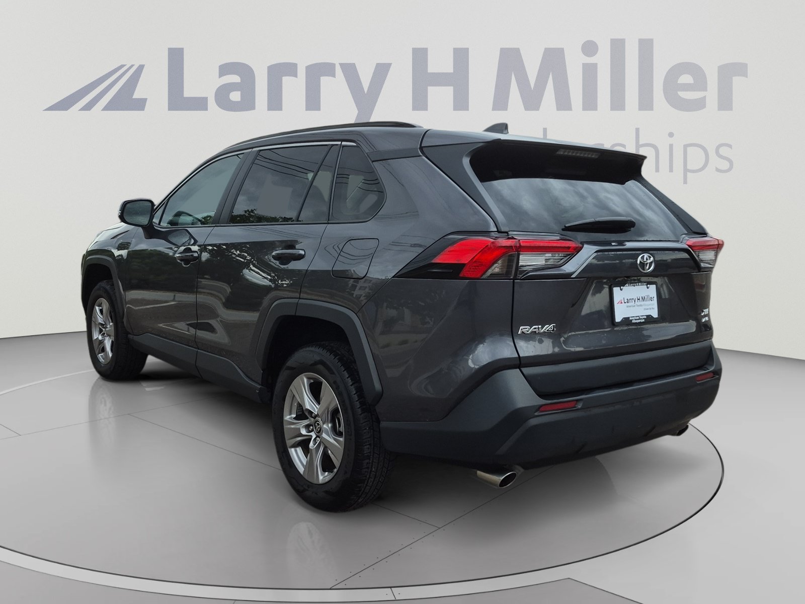 Certified 2025 Toyota RAV4 XLE AWD/4WD image 3