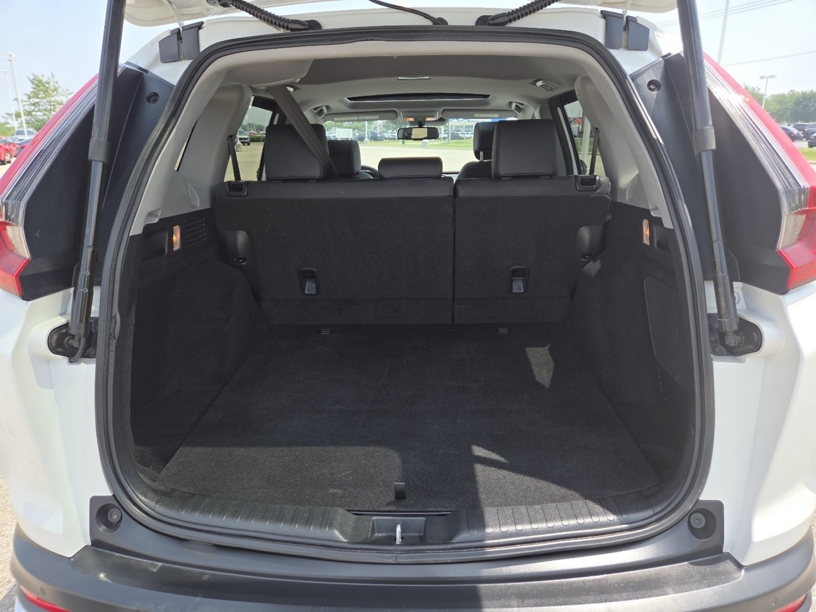 Used 2020 Honda CR-V Touring image 23