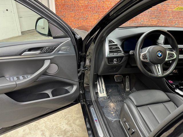 Certified 2024 BMW X4 M40i image 9