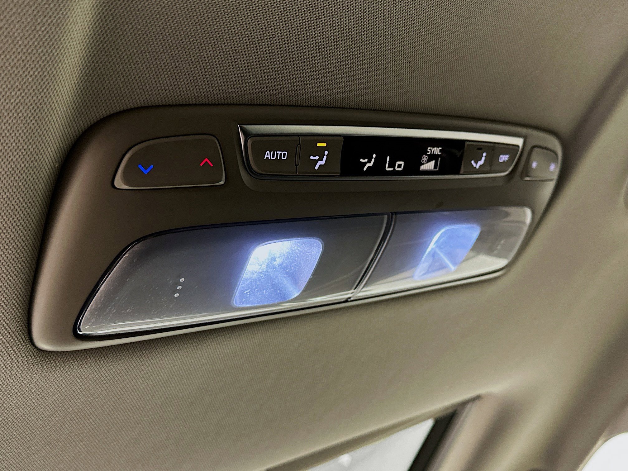 Used 2025 Kia Telluride S image 29