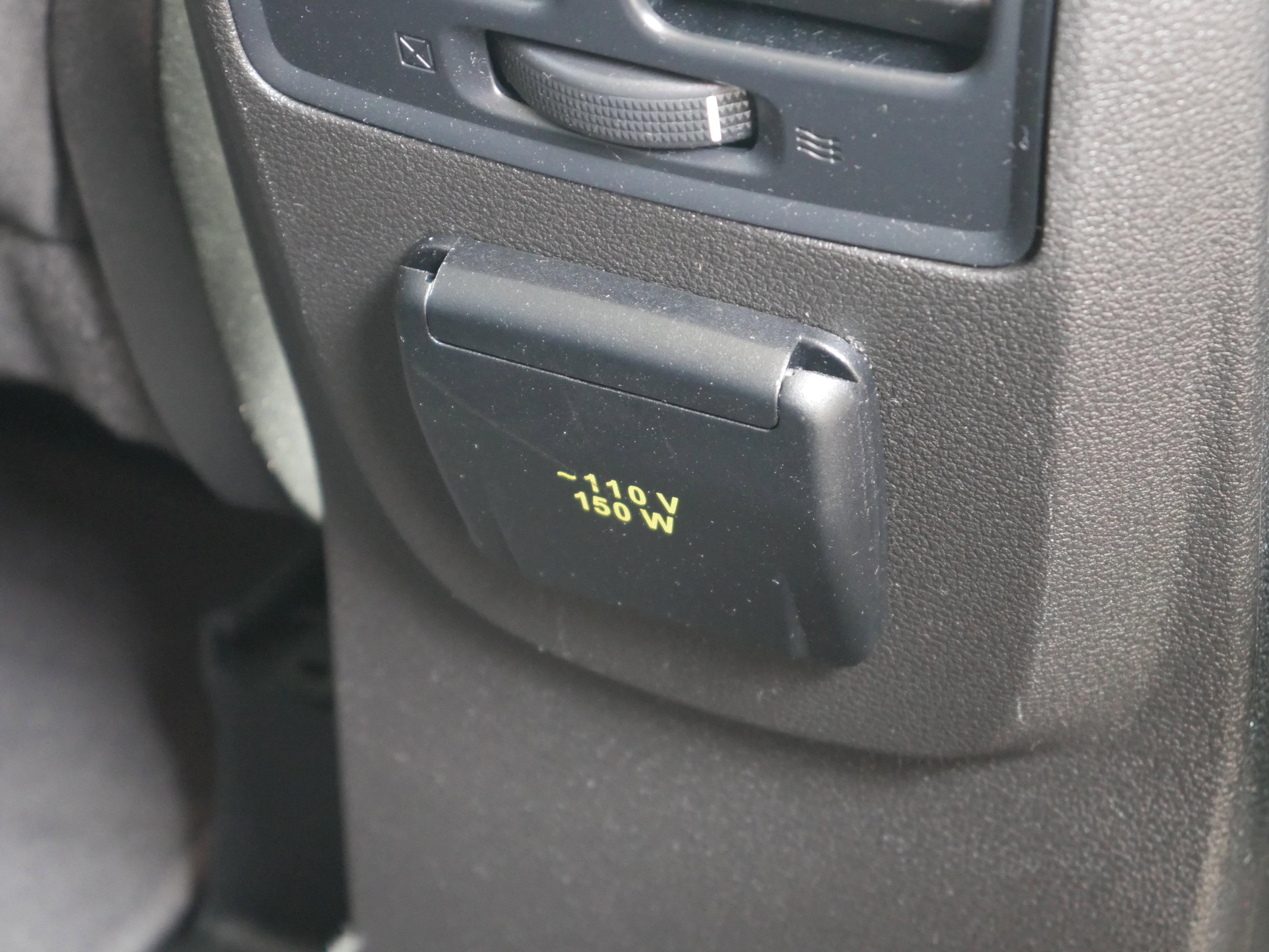 Used 2017 Ford Escape SE image 27