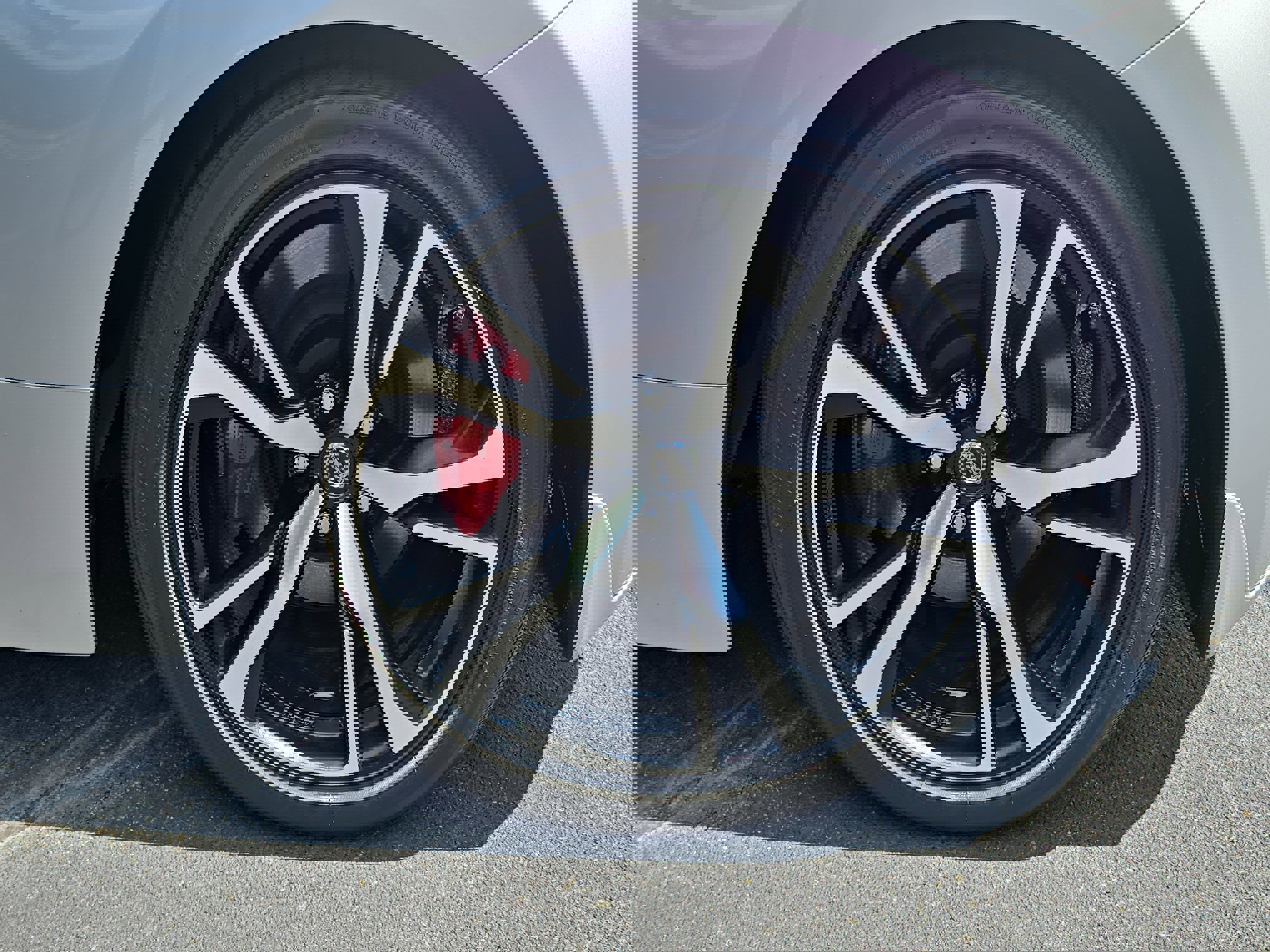 Used 2020 Nissan 370Z Touring Sport image 29