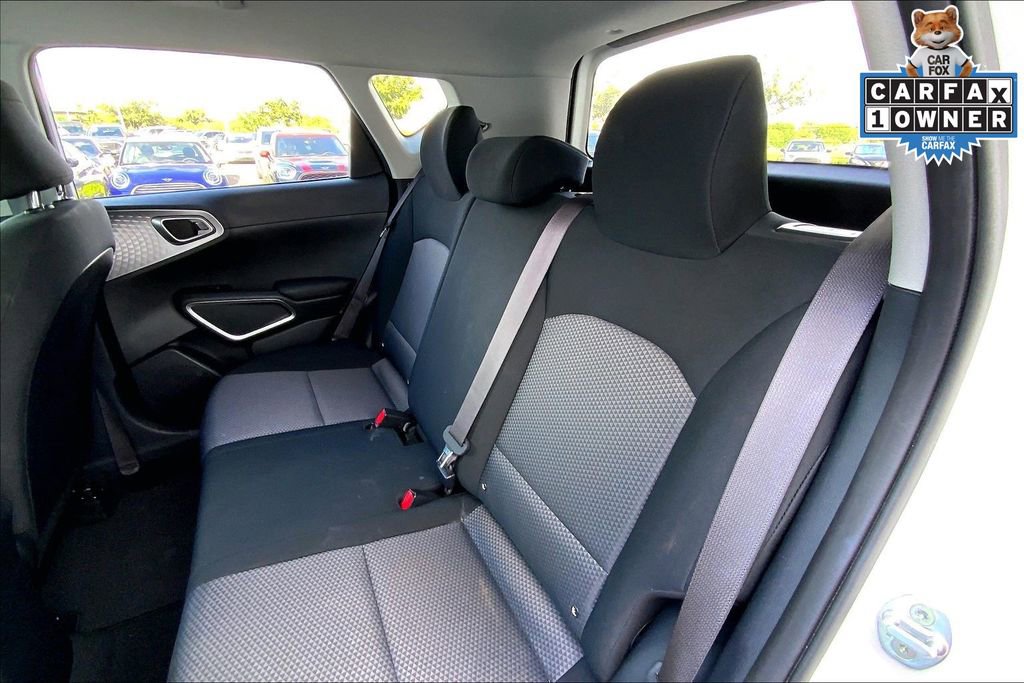 Used 2022 Kia Soul LX w/ Technology Package FWD image 24
