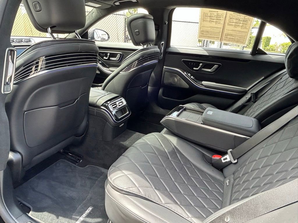 Used 2021 Mercedes-Benz S 580 4MATIC Sedan w/ AMG Line image 54