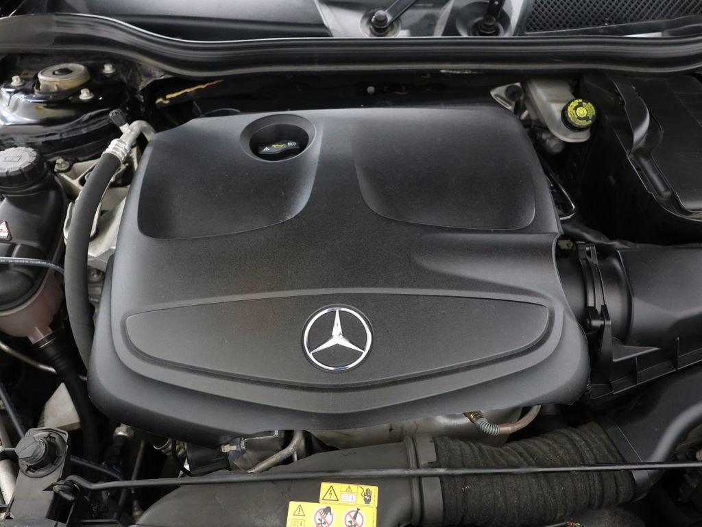 Used 2015 Mercedes-Benz CLA 250 4MATIC image 28