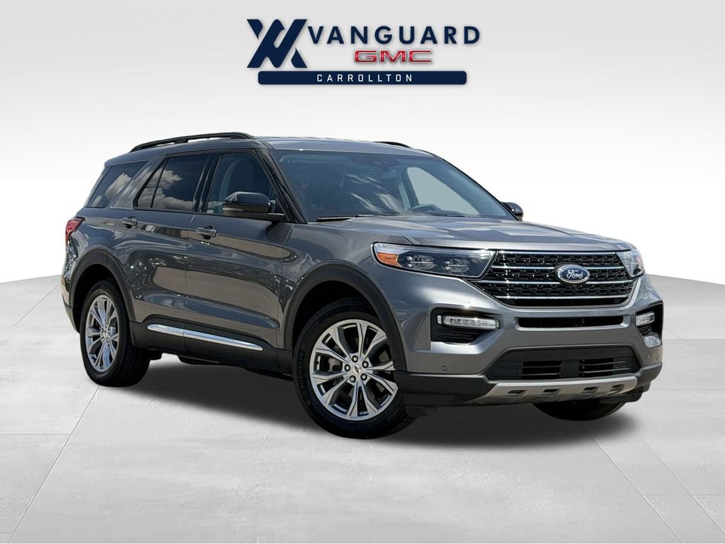 Used 2024 Ford Explorer XLT w/ Equipment Group 202A AWD/4WD image 1