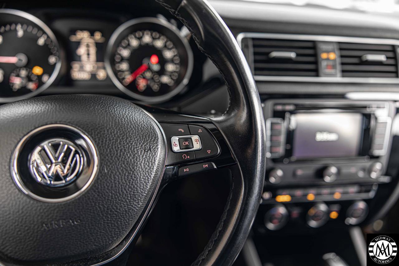 Used 2015 Volkswagen Jetta TDI SEL FWD image 26