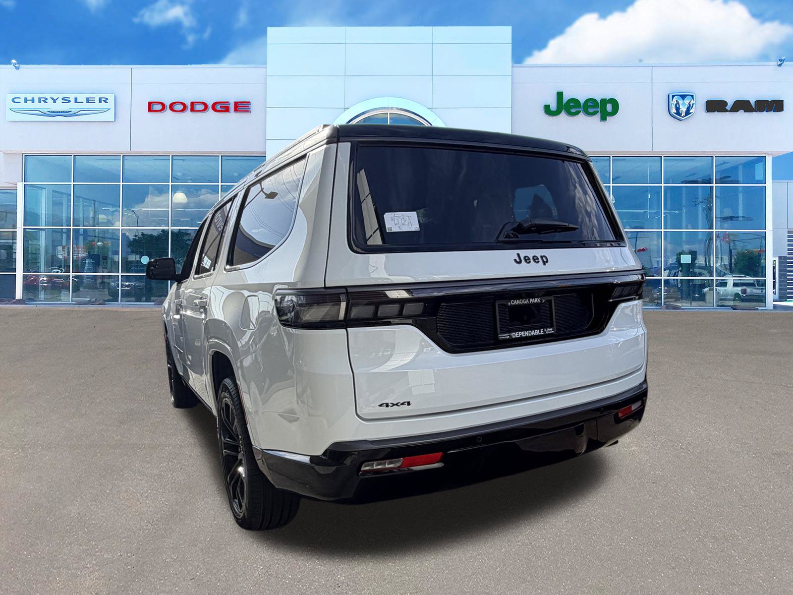 New 2026 Jeep Grand Wagoneer Summit AWD/4WD image 8