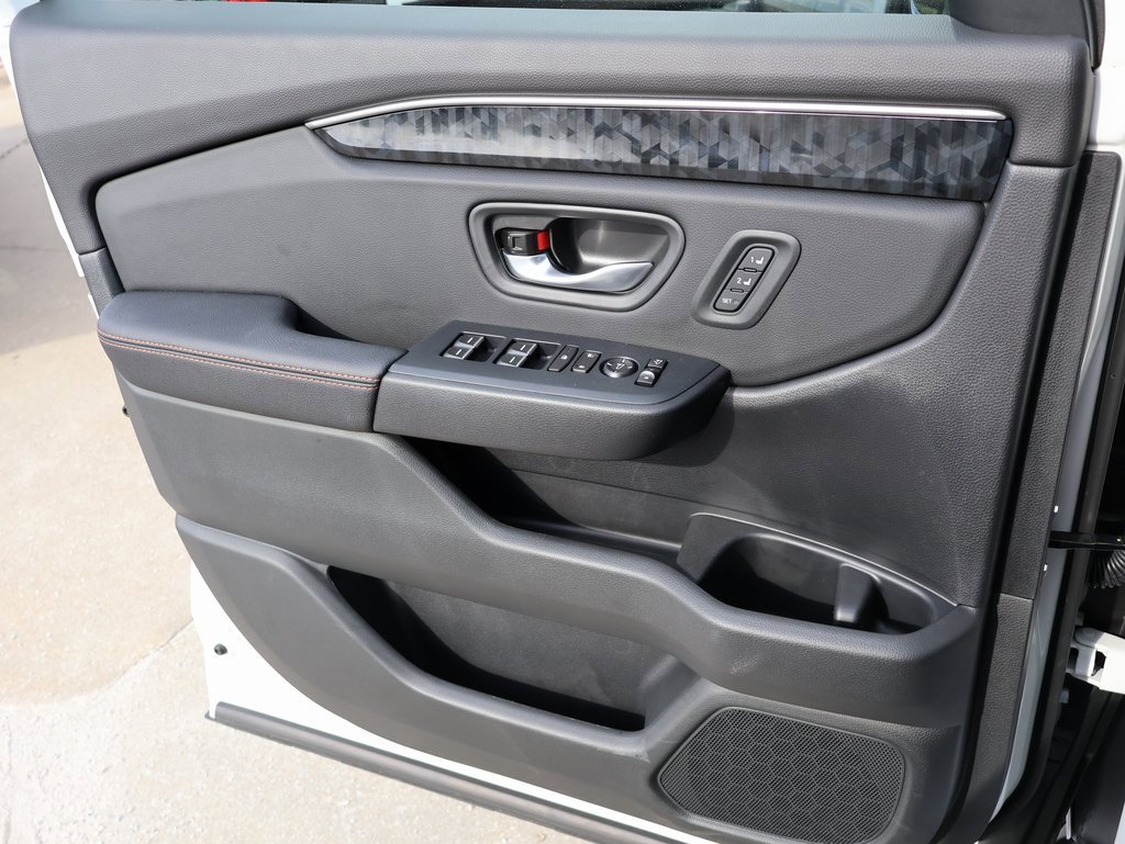 Certified 2026 Honda Passport TrailSport Elite image 36