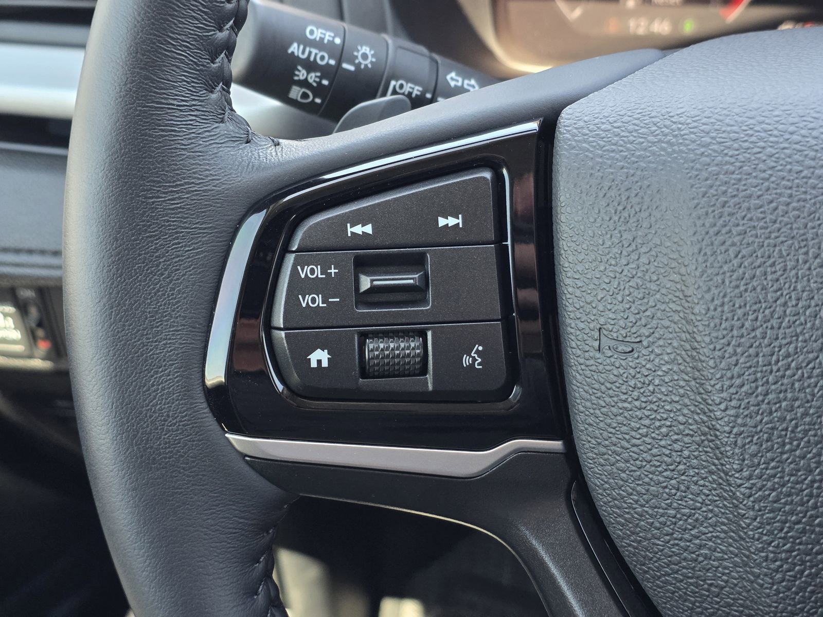 Used 2025 Honda Odyssey Touring image 27