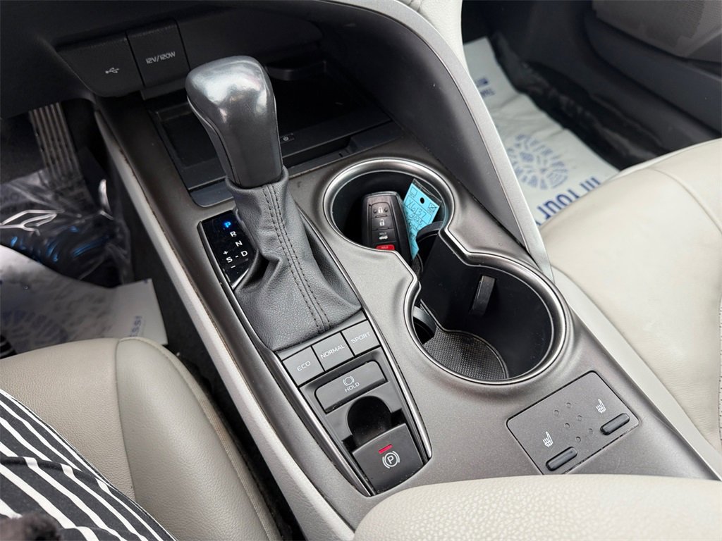 Used 2023 Toyota Camry XSE image 21