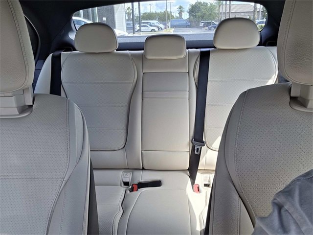 Used 2024 Mercedes-Benz C 300 Sedan image 22