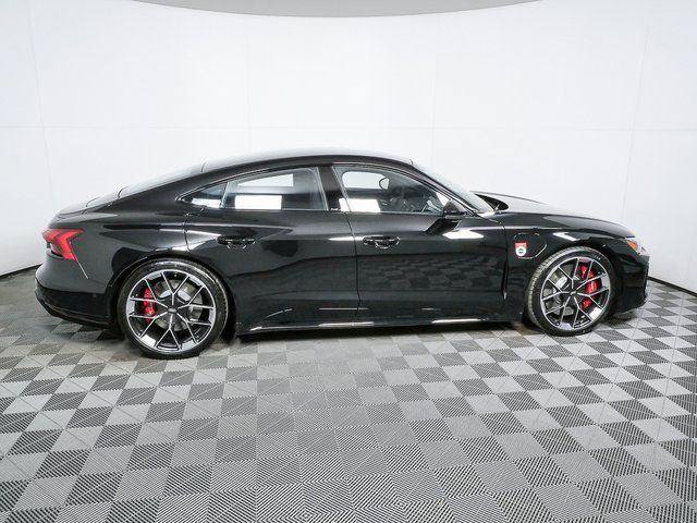 New 2026 Audi RS e-tron GT performance AWD/4WD image 2