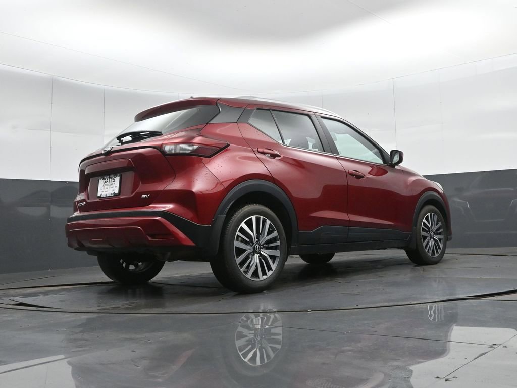 Used 2023 Nissan Kicks SV FWD image 30