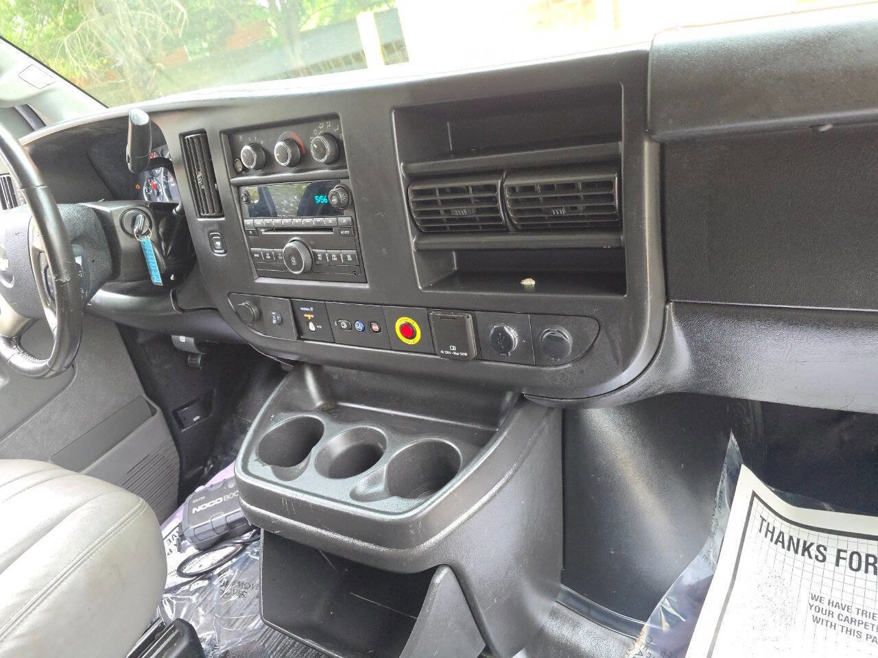 Used 2018 Chevrolet Express 2500 w/ Driver Convenience Package RWD image 15