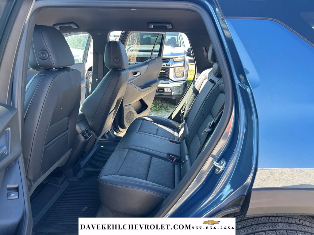 Used 2025 Chevrolet Equinox LT w/ Convenience Package II FWD image 16