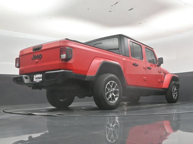 Used 2024 Jeep Gladiator Sport AWD/4WD image 46