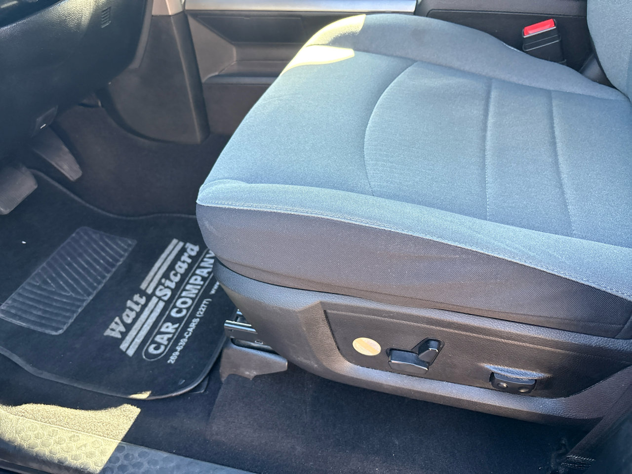 Used 2023 RAM 1500 Classic SLT w/ Trailer & Traction Group image 10