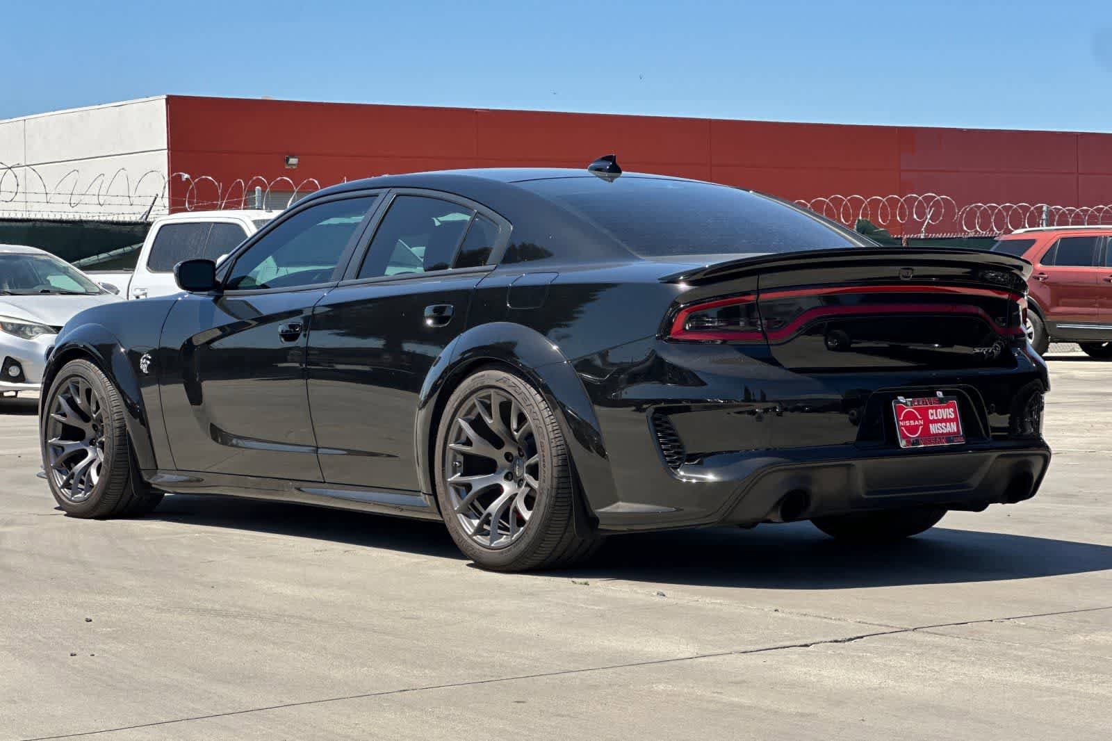 Used 2020 Dodge Charger SRT Hellcat w/ Navigation & Travel Group RWD image 7
