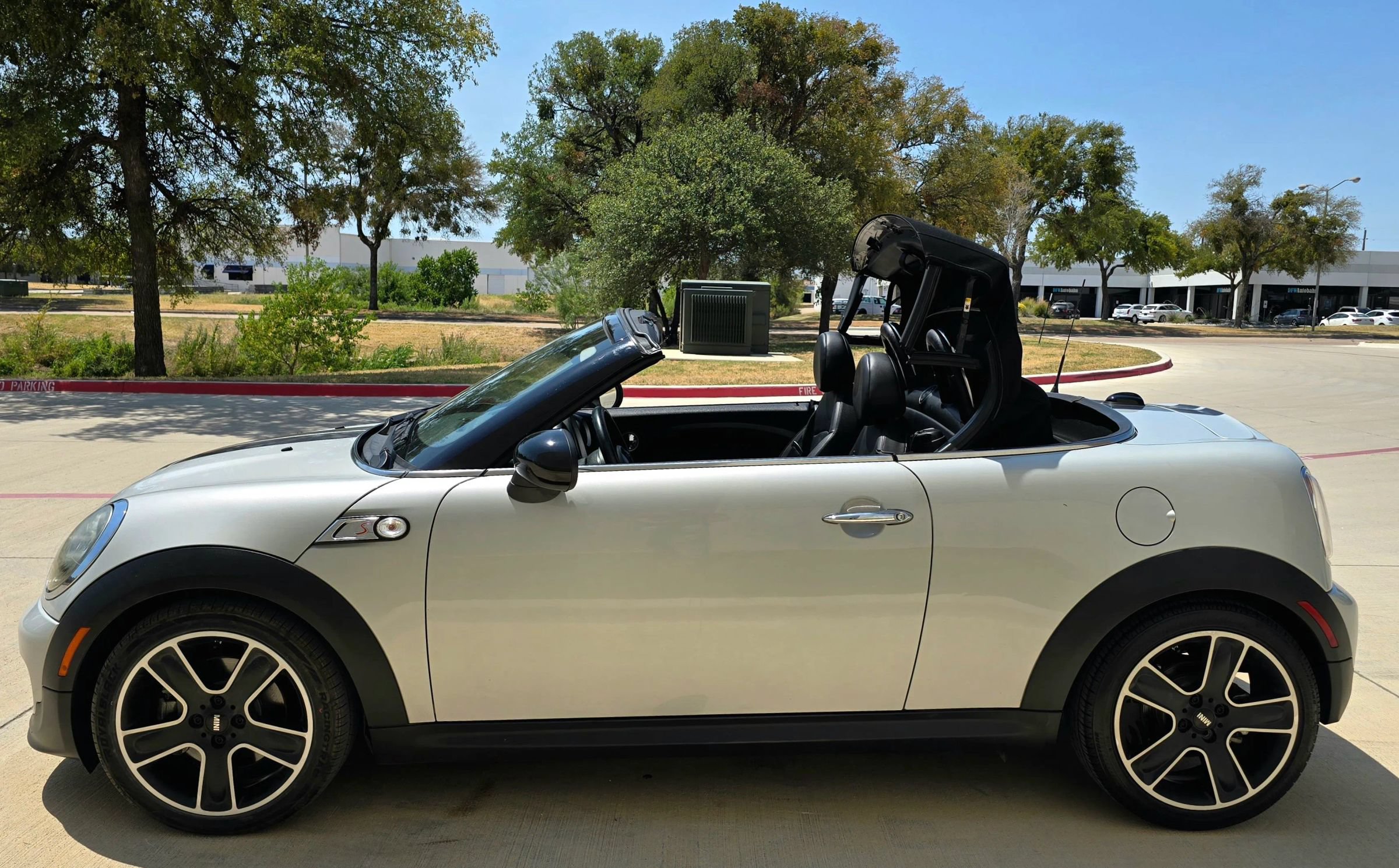 Used 2013 MINI Cooper Roadster S FWD image 12