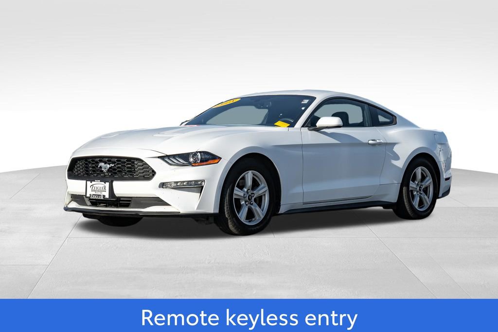 Used 2018 Ford Mustang EcoBoost image 3