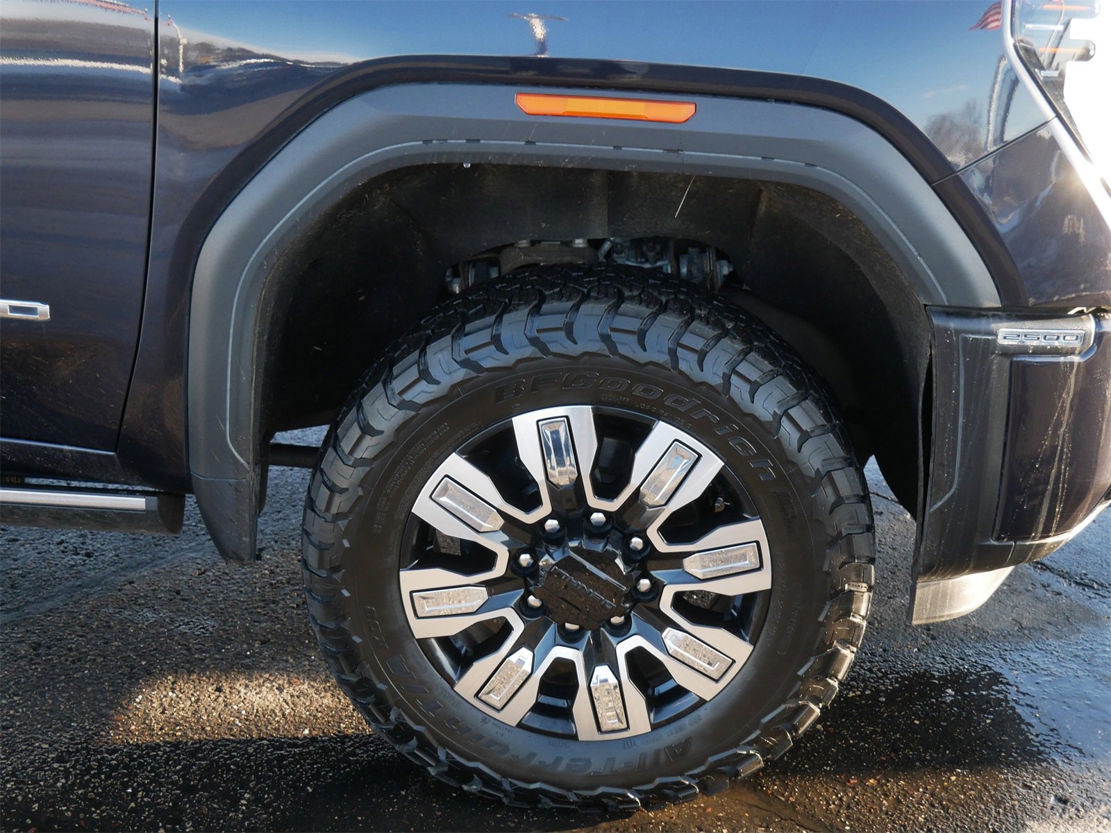 Used 2024 GMC Sierra 2500 Denali w/ Denali Reserve Package image 7