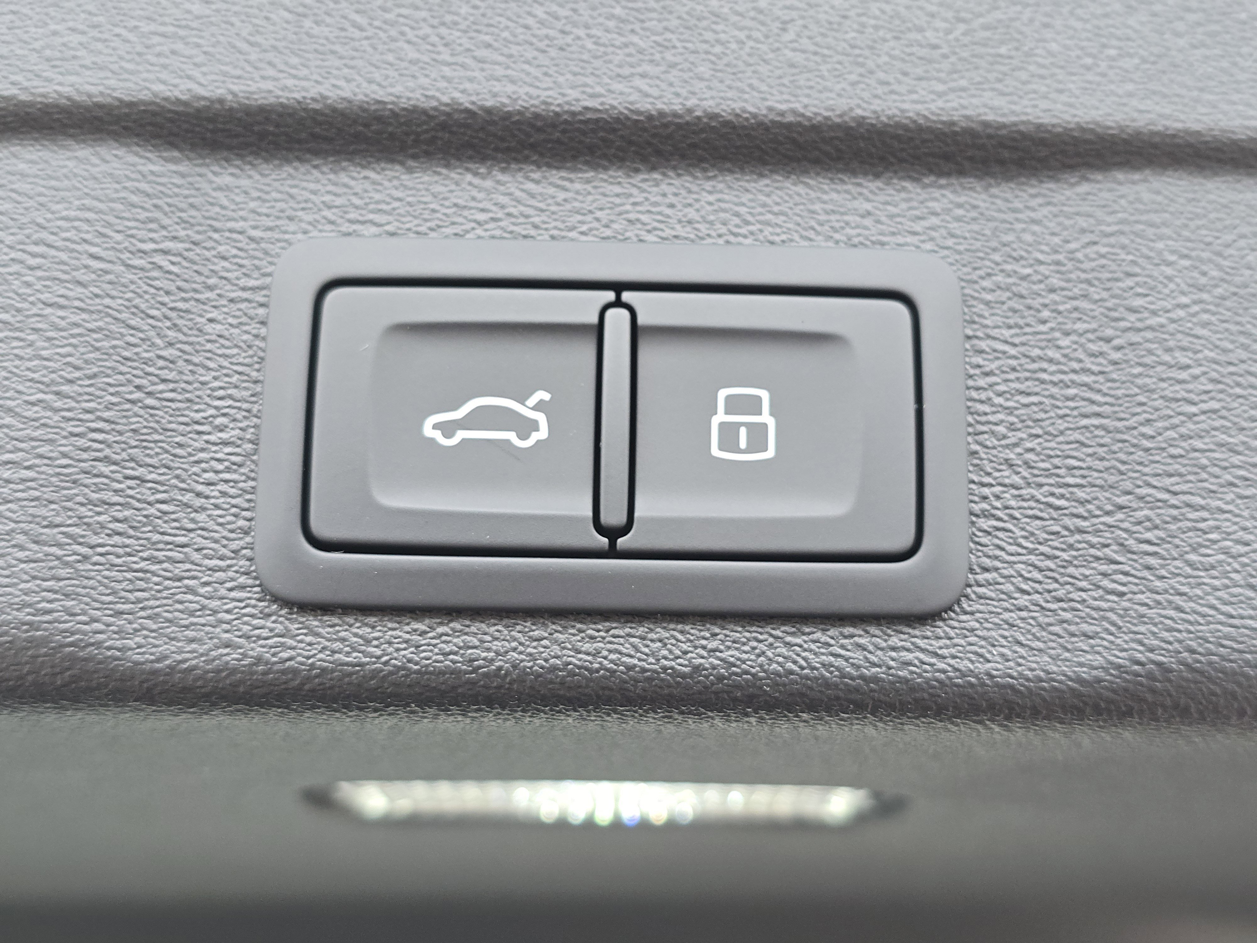 New 2025 Audi A5 2.0T Premium Plus image 16