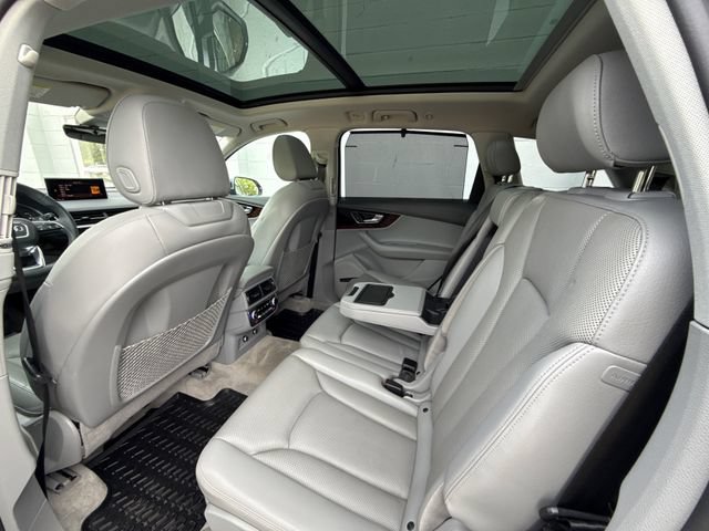 Used 2018 Audi Q7 3.0T Premium Plus w/ Premium Plus Package AWD/4WD image 41