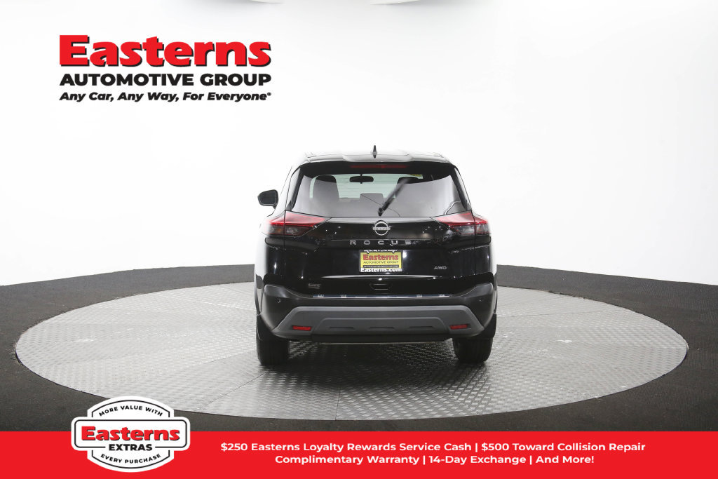 Used 2023 Nissan Rogue S AWD/4WD image 37