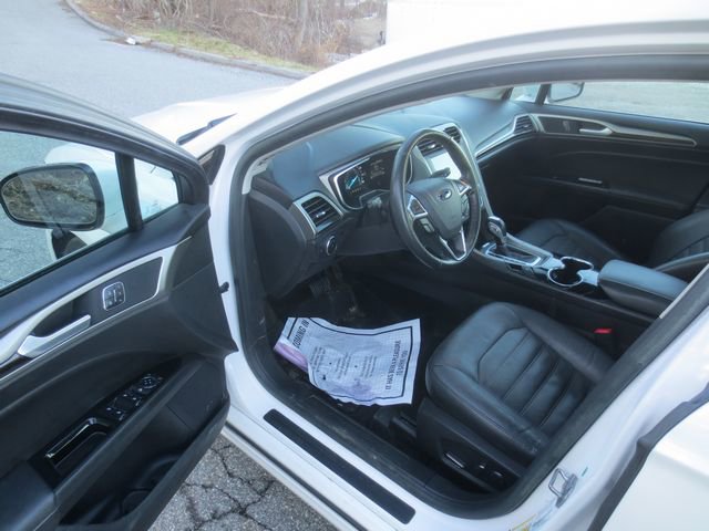 Used 2016 Ford Fusion SE w/ Equipment Group 202A FWD image 7