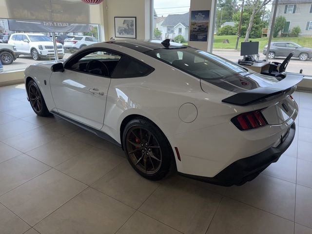 New 2025 Ford Mustang Dark Horse image 2