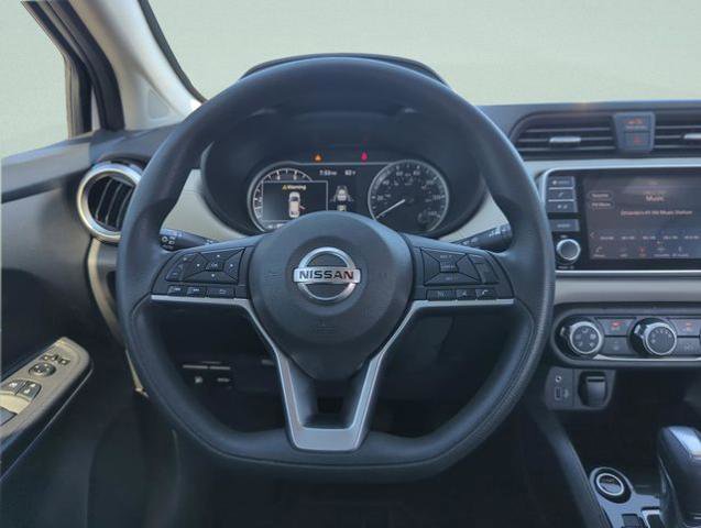 Certified 2020 Nissan Versa SV FWD image 21
