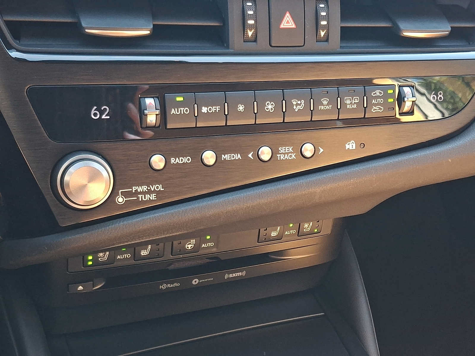 Used 2022 Lexus ES 350 w/ Premium Package FWD image 16