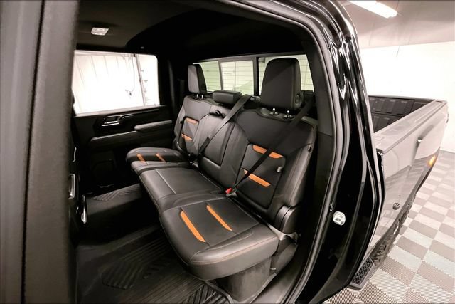 Used 2025 GMC Sierra 2500 AT4 w/ AT4 Premium Plus Package AWD/4WD image 25