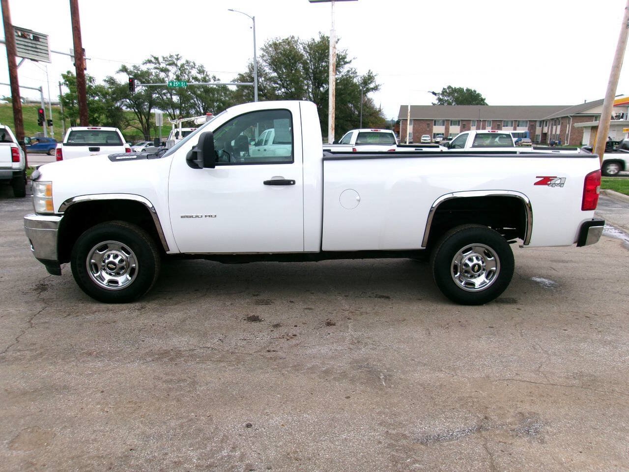 Used 2014 Chevrolet Silverado 2500 W/T AWD/4WD image 1