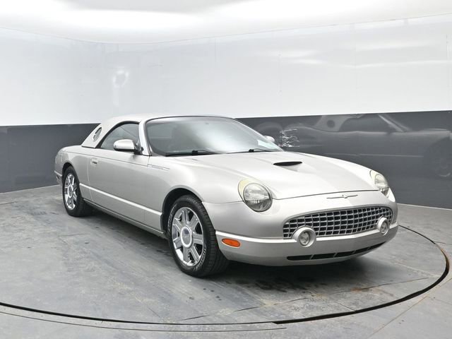 Used 2005 Ford Thunderbird image 2