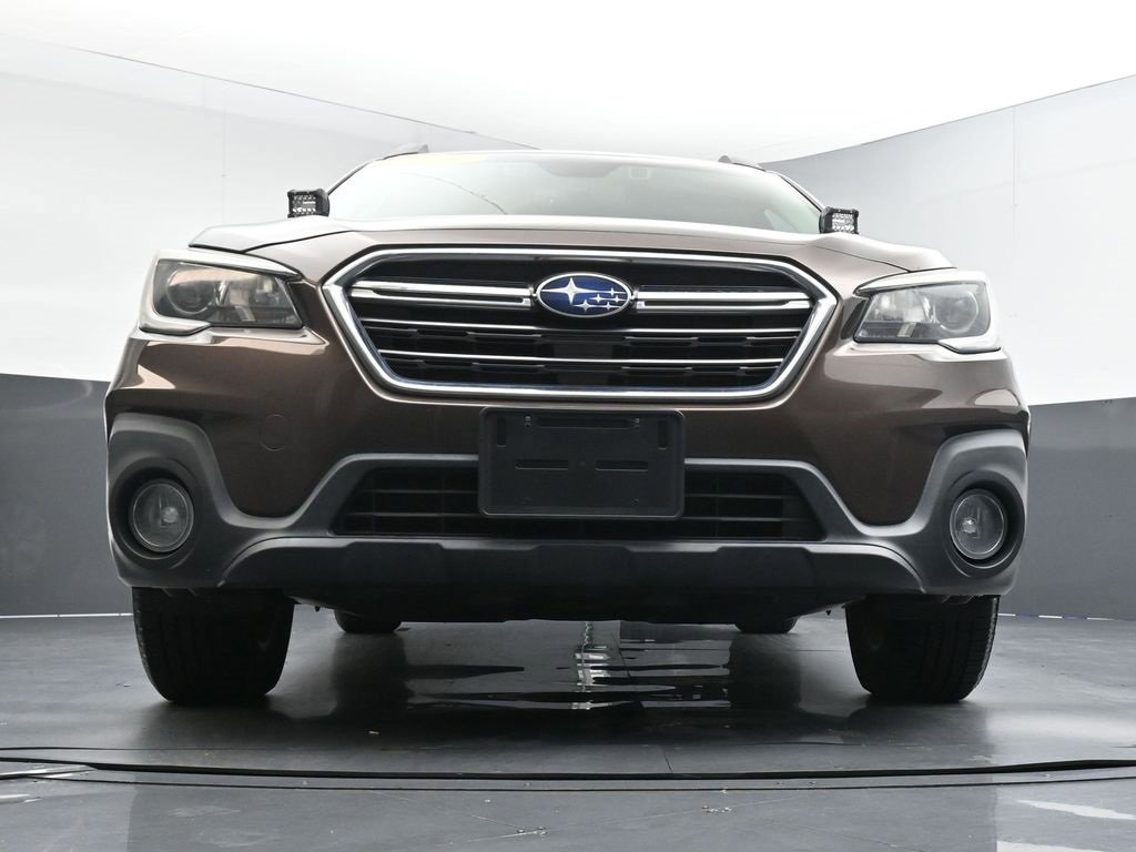 Used 2019 Subaru Outback 2.5i Premium image 19