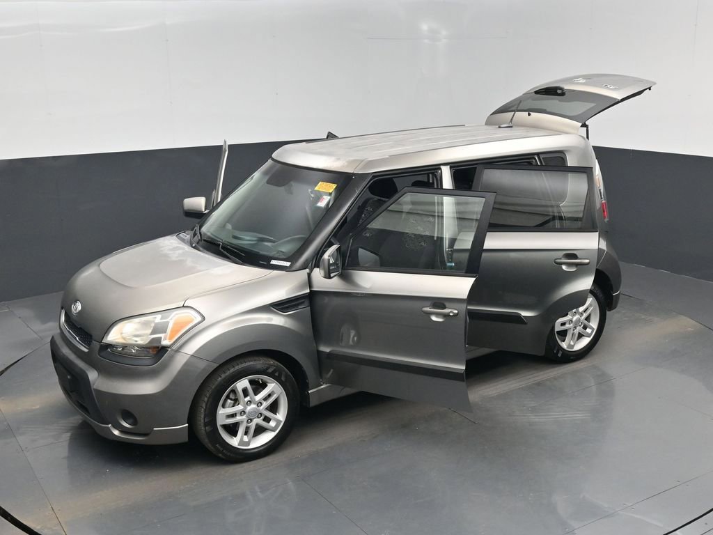 Used 2011 Kia Soul + image 20