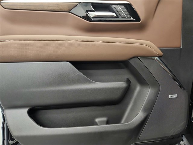 New 2026 Chevrolet Tahoe High Country w/ Sun And Tow Package image 21