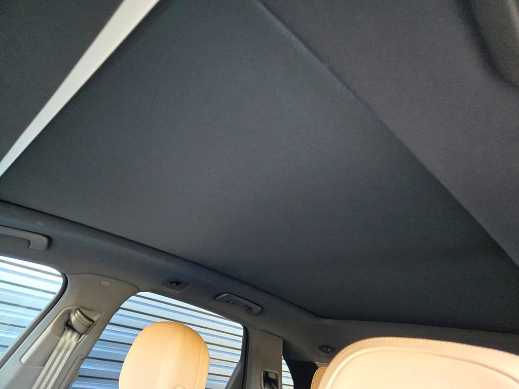 Certified 2025 Porsche Cayenne image 21