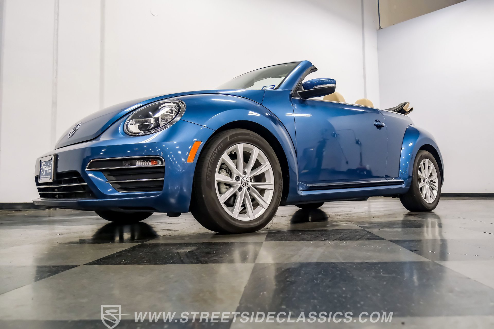 Used 2019 Volkswagen Beetle 2.0T Final Edition SEL image 21