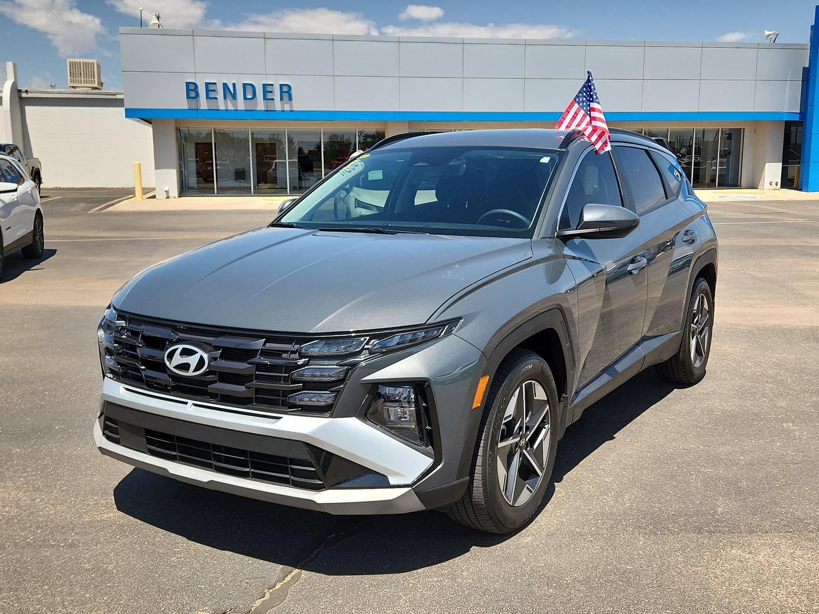 Used 2025 Hyundai Tucson SEL FWD image 1