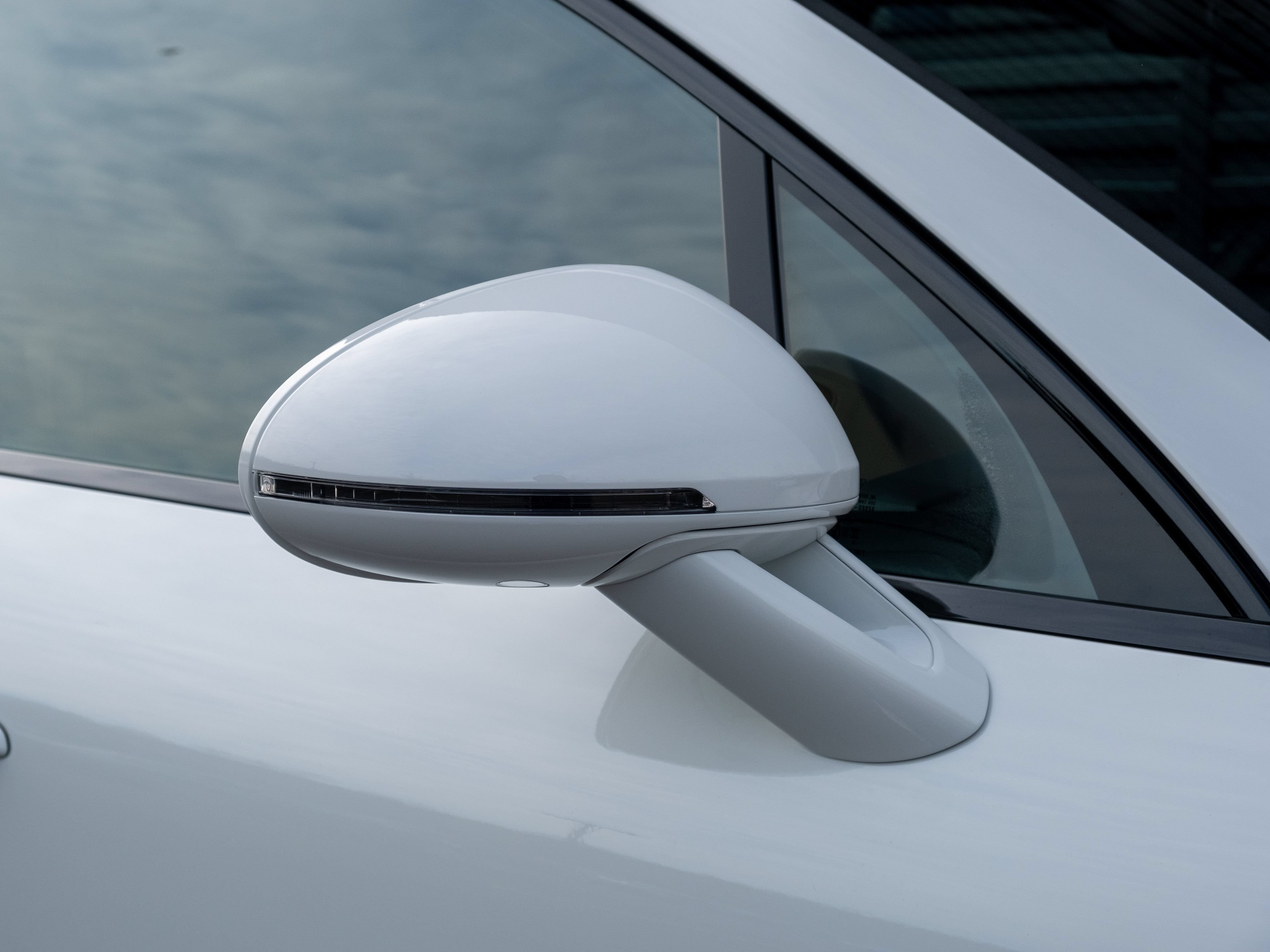 Certified 2026 Porsche Macan AWD/4WD image 22