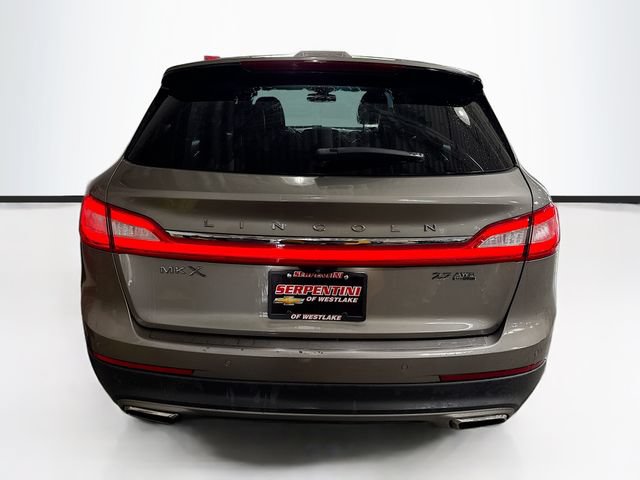 Used 2016 Lincoln MKX Select w/ Select Plus Package AWD/4WD image 7