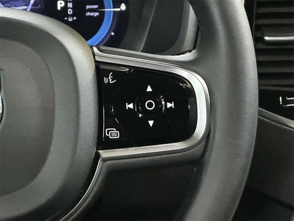Used 2024 Volvo XC90 T8 Plus image 22