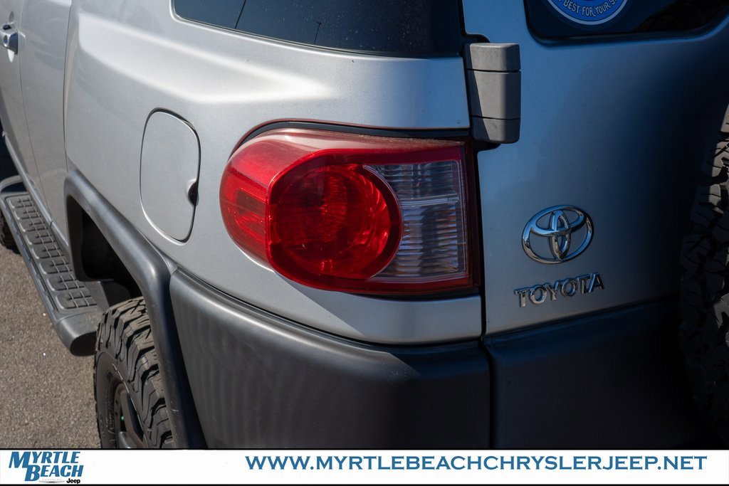 Used 2008 Toyota FJ Cruiser 4WD image 11