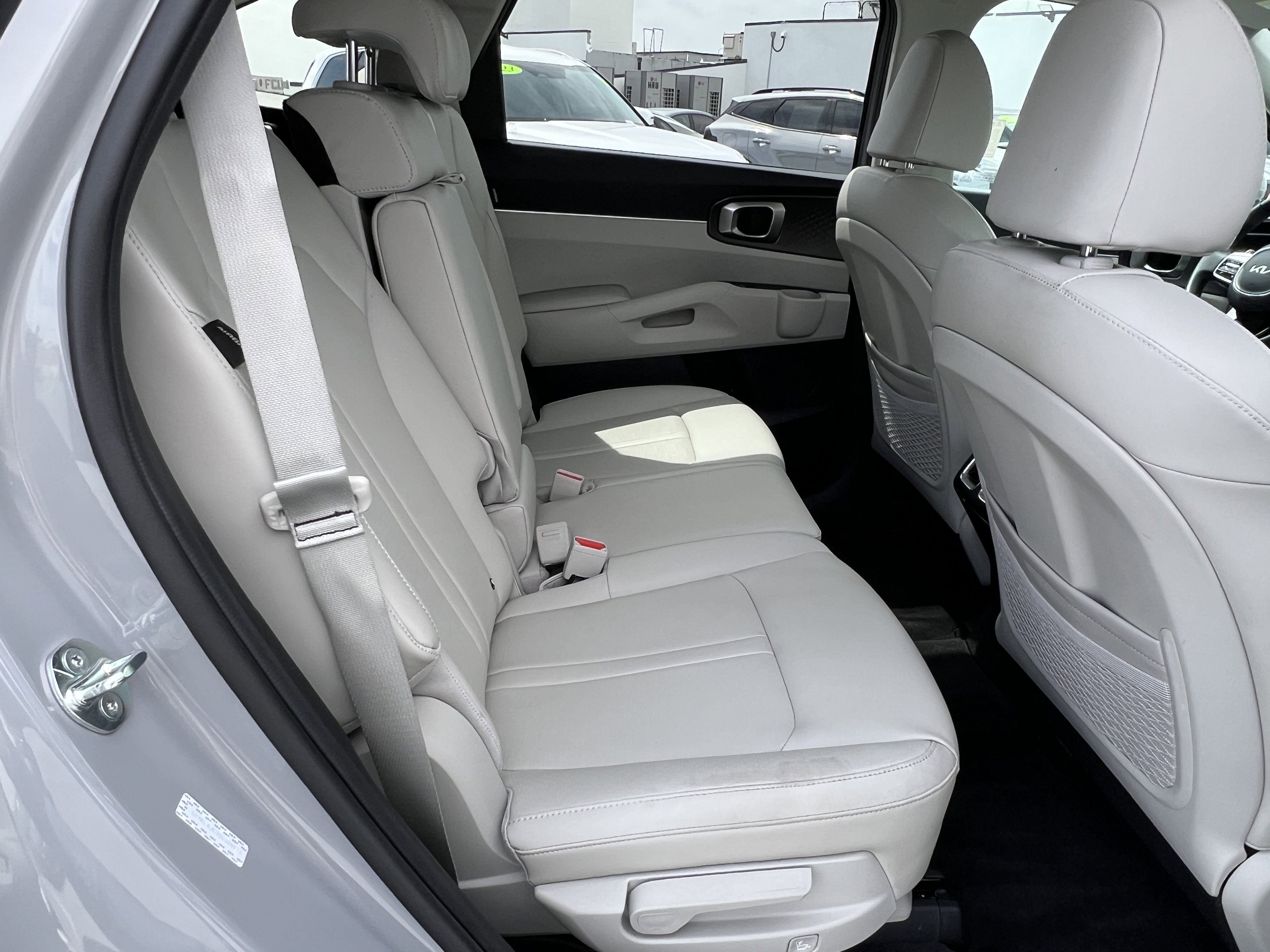 Certified 2025 Kia Sorento S image 20