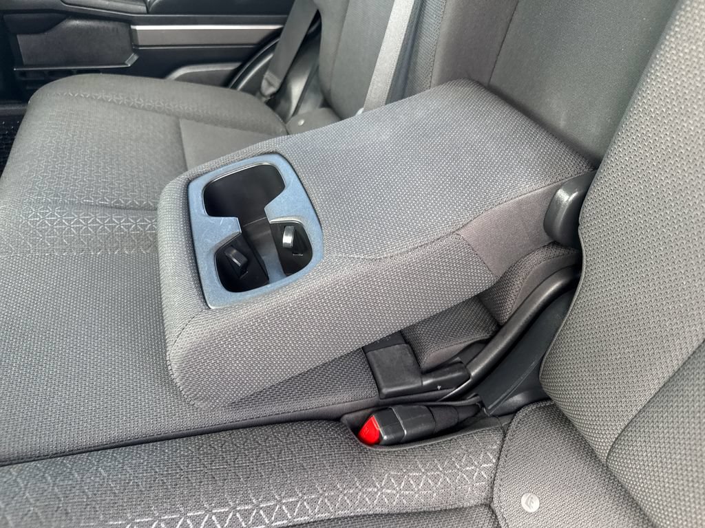 Used 2025 Toyota 4Runner SR5 AWD/4WD image 36
