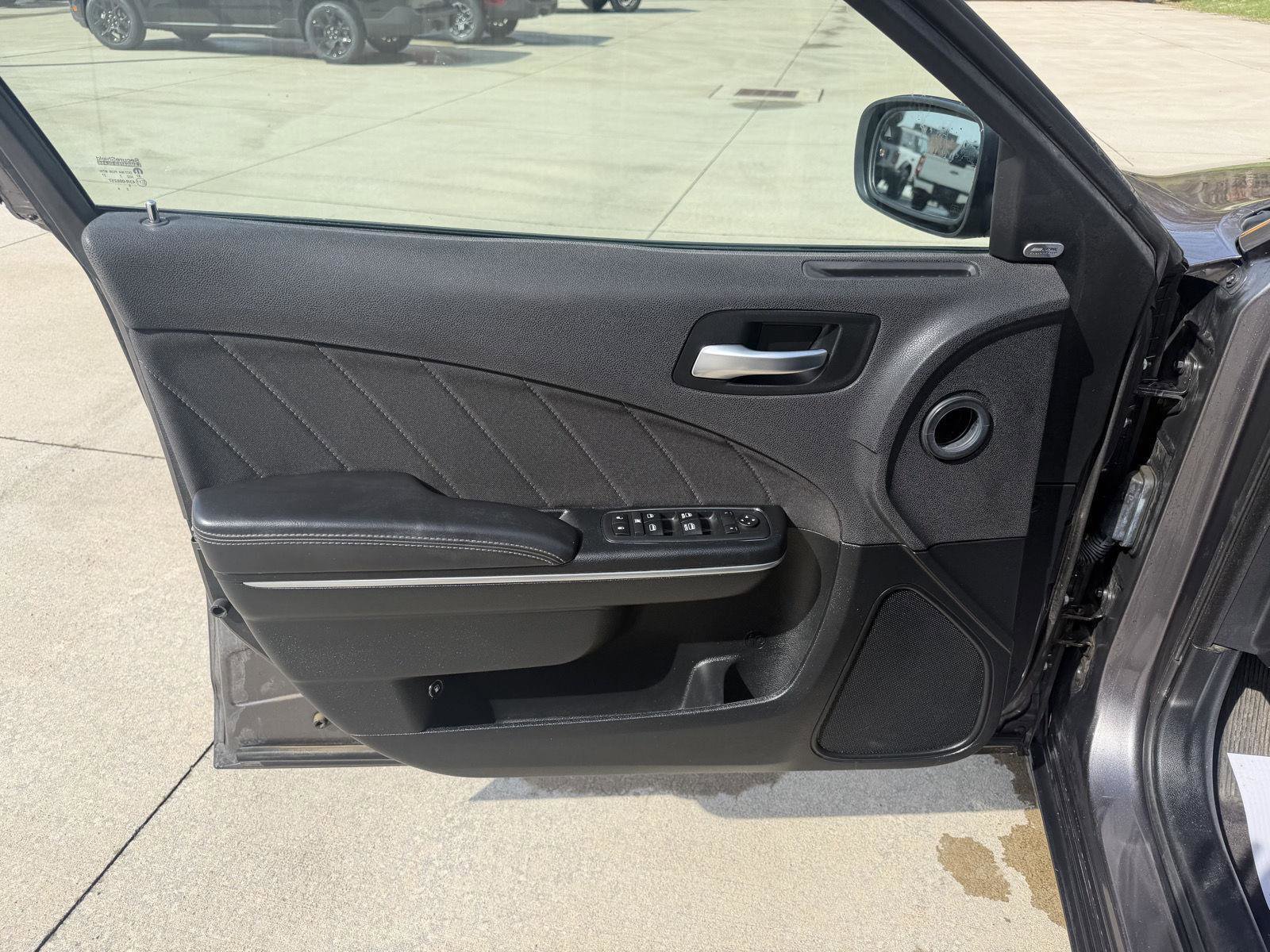 Used 2018 Dodge Charger GT w/ Driver Confidence Group image 12