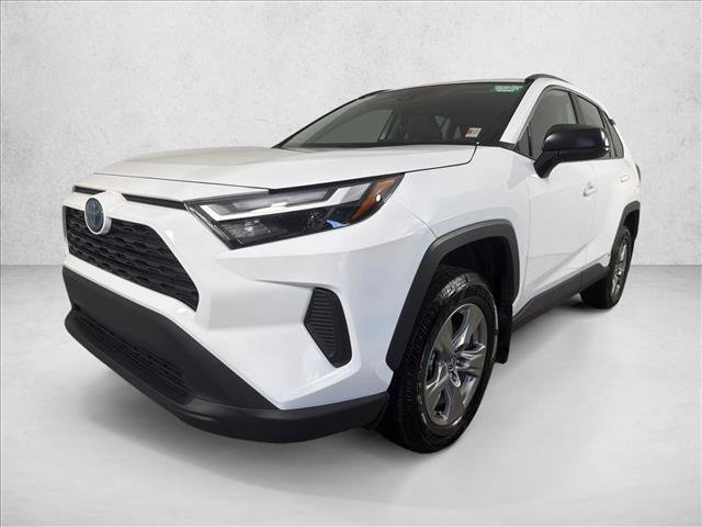 Used 2024 Toyota RAV4 LE AWD/4WD image 7